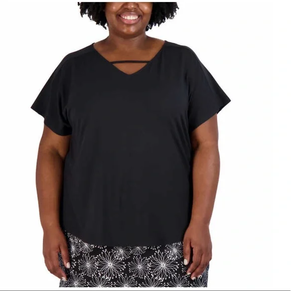 Tranquility by Colorado Clothing Ladies V-neck Top, Black - Picture 3 of 4